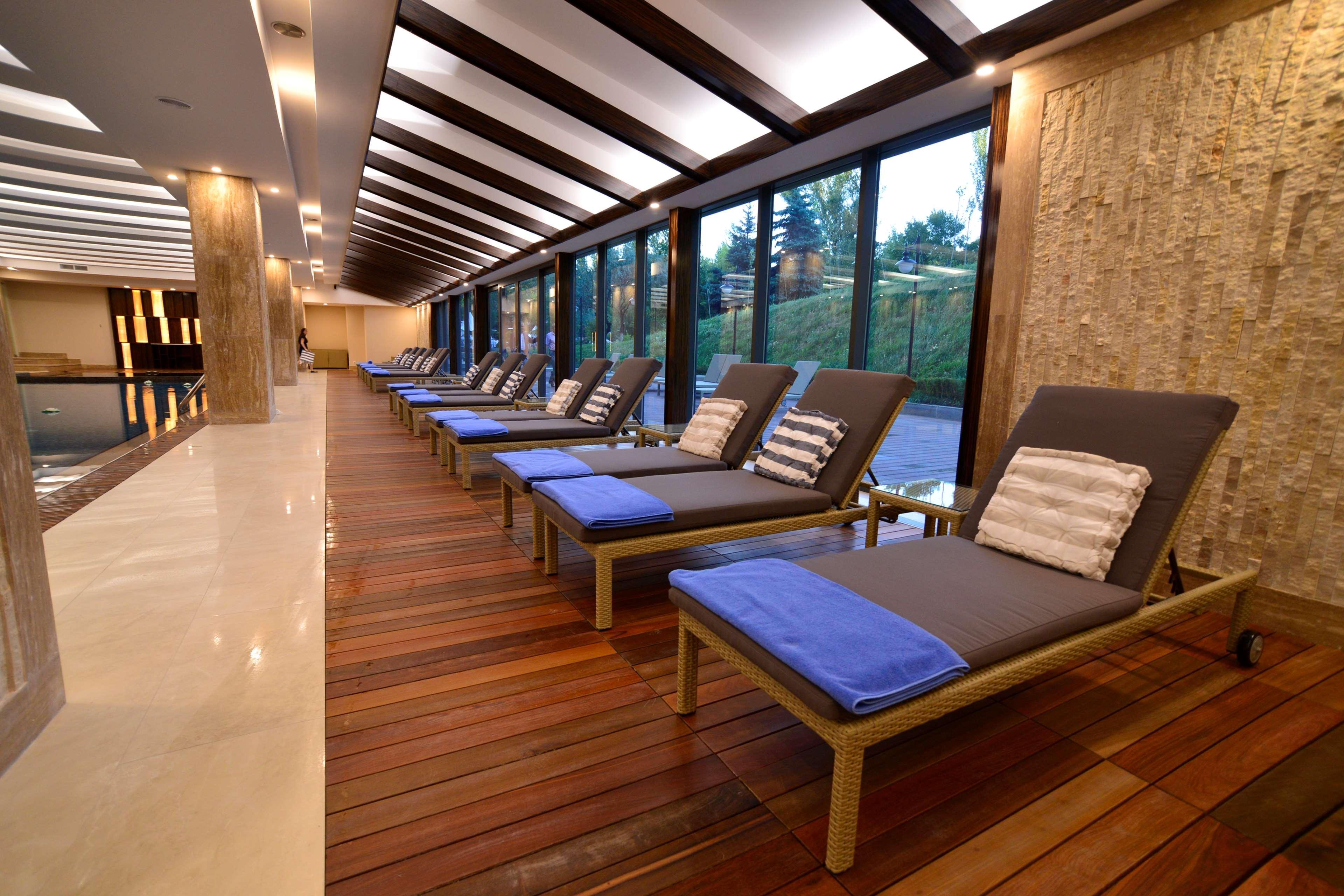Radisson Blu Hotel Yerevan Exterior photo The spa at the InterContinental