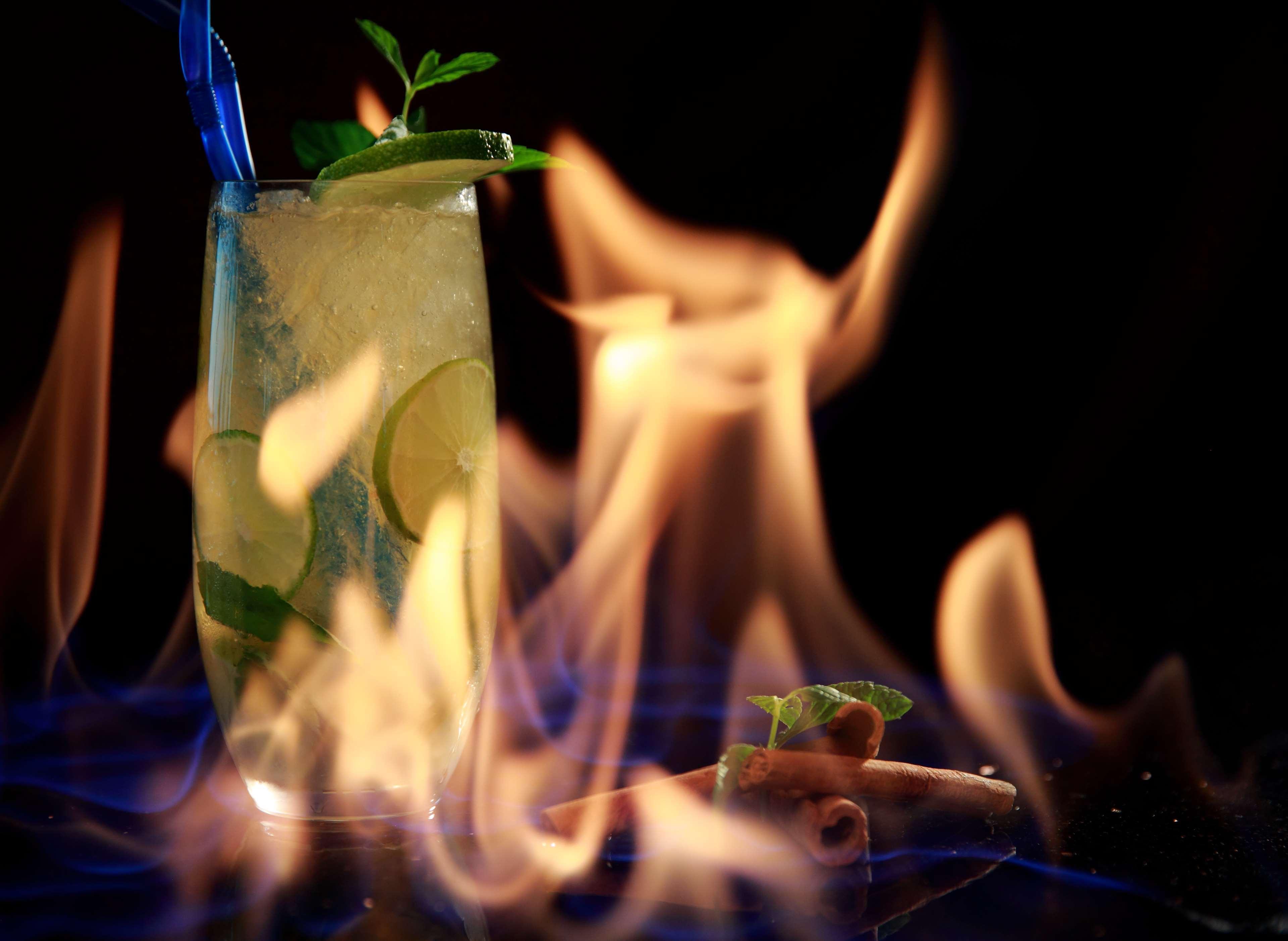 Radisson Blu Hotel Yerevan Exterior photo A flaming Mojito